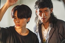 「俺たちバッドバーバーズ」やりたい放題な月白（草川拓弥）、白昼堂々女性を首絞めで「大胆すぎw」「私も絞められたい」の声