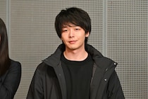 「DREAM STAGE」謎多い吾妻（中村倫也）の過去…ヒントは「回想」と「げんじぶ」か？　SNS「悲しい展開がありそう」