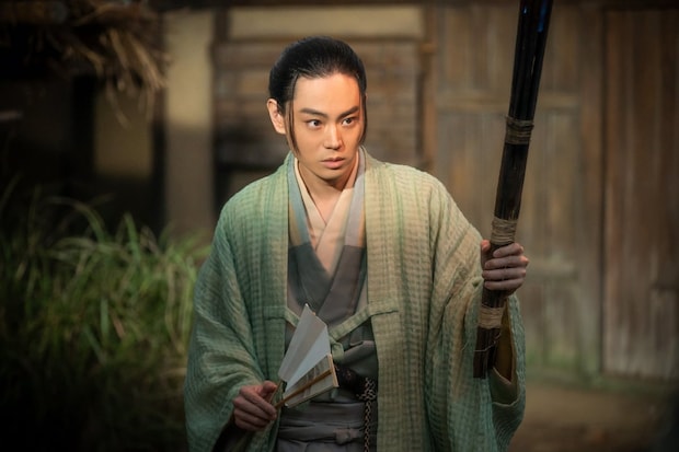 「豊臣兄弟!」半兵衛(菅田将暉)「クセ強」軍師に大反響!“信長”小栗旬との共演で「鎌倉殿の13人」思い出す大河ファン「義経も転生」