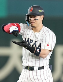 WBC侍ジャパン佐藤輝明、初安打＆初打点！不慣れな代打で見せた“4番の意地”　「チェコ戦でスタメンで」虎党から高まる待望論