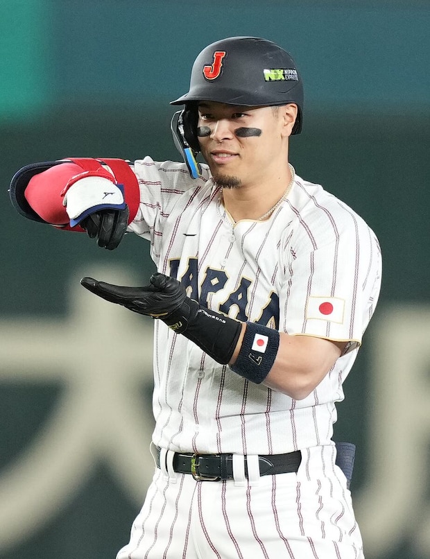WBC侍ジャパン佐藤輝明、初安打＆初打点！不慣れな代打で見せた“4番の意地”　「チェコ戦でスタメンで」虎党から高まる待望論