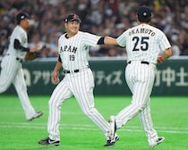 WBC侍ジャパン・菅野智之、後輩・岡本和真に逆イジリ　「求められているのは守備じゃない」と愛のゲキ！ファン「大勢にも喝を」