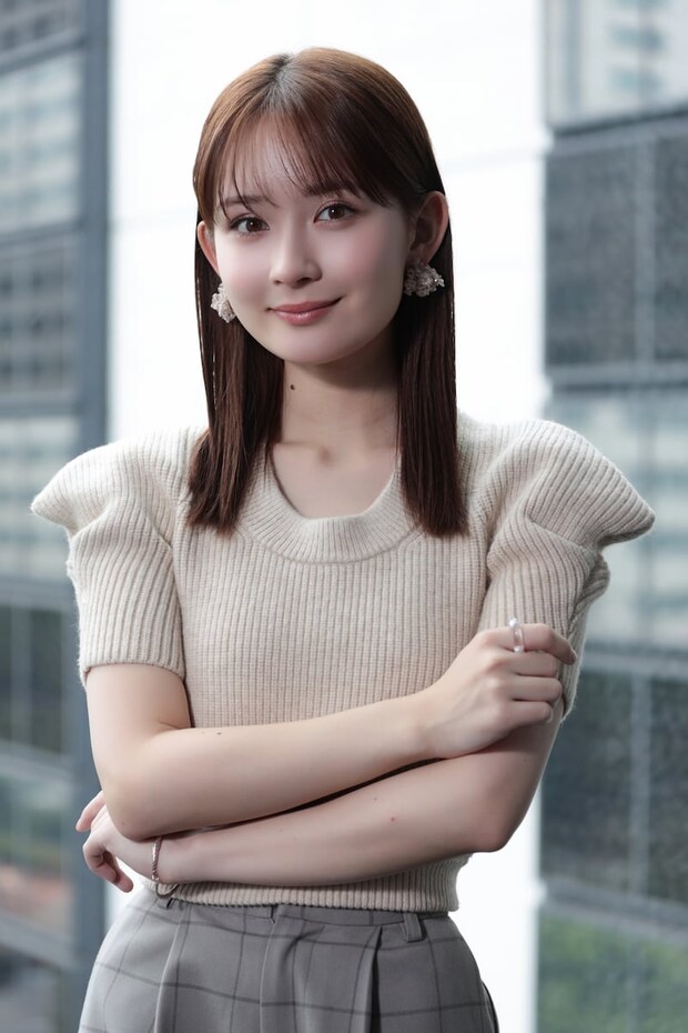 畑芽育、新ヘア公開で雰囲気ガラリ　メッシュ＆レイヤーの最新ビジュアルにファン興奮「心臓が持たない」