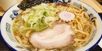 ラーメン屋の倒産が最悪レベル　“1000円の壁”崩壊したが…忍び寄る牛丼チェーン、あの名店も傘下に