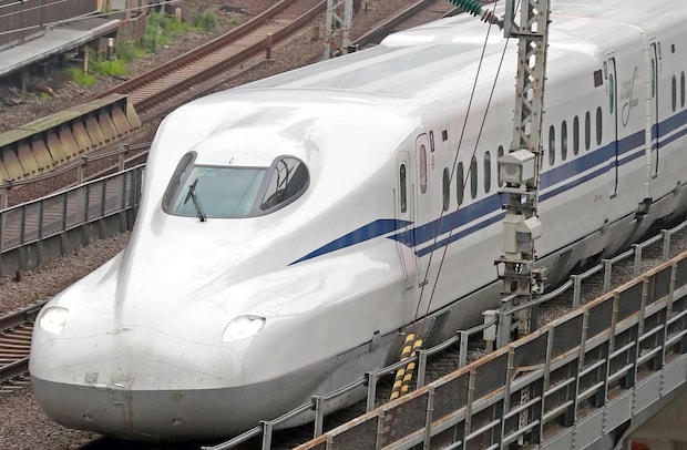 新幹線の指定席を譲らないのは「日本人としての心がない」？　話題の主張にSNS「僕は自由席でも躊躇する心の狭い人」「指定席の意味ない」