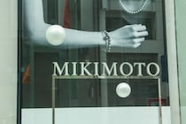 日本起源強調アカウントは「家禽ウズラや養殖真珠を褒めない」との指摘が反響　SNS「世界を変えた」「宝飾品の世界を変えてる」と再発見の声　乾電池・QRコードも続々