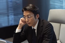 「リボーン」浮上した光誠＆英人（高橋一生）巡る「驚愕の説」SNS「更紗のこと聞いてこの表情」「ワイン、前ほどおいしく感じない？」