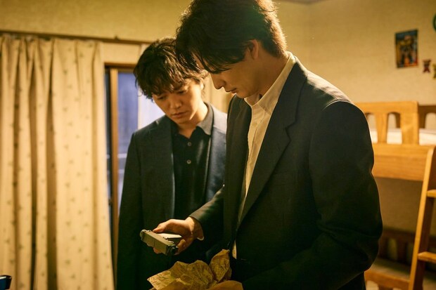 《5月12日更新》「田鎖ブラザーズ」謎を整理！おもちゃから密造銃…誰が何のために？ふみ（仙道敦子）の意味深セリフ、キーホルダーの数字「2」などの意味