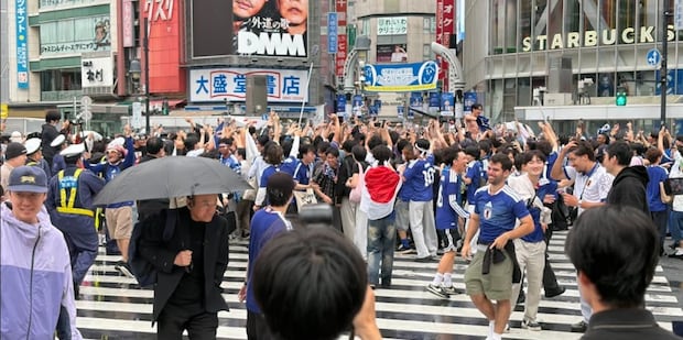 「赤信号で即退散」W杯渋谷スクランブル交差点の秩序に驚嘆　日曜昼のチュニジア戦はどうなる？