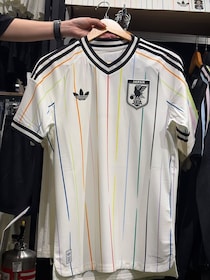日本代表、運命のブラジル戦で大人気の「白ユニ」をついにW杯初お披露目　驚異の売り上げ29倍！