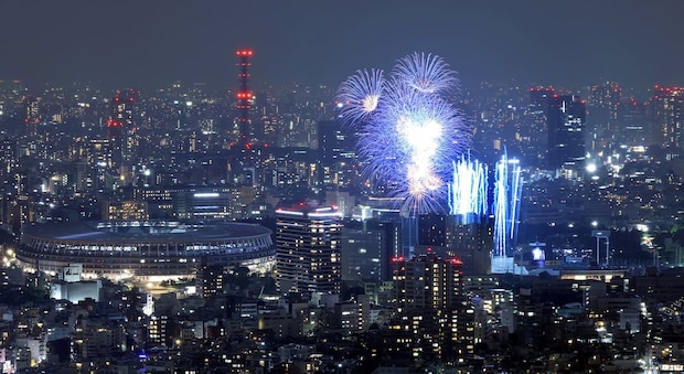 2026神宮外苑花火大会、都心の麻痺を回避するための予測ワザ＆迂回ルート・穴場攻略術