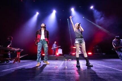 “伝統×メタル”新感覚サウンドが日本初上陸、境界を打ち破る韓国バンドKARDI