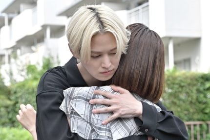 「娘の命」“成瀬”白岩瑠姫の突然のハグに視聴者胸キュン 「内容が全部飛んだ」「瑠姫くんがイケメン過ぎる」