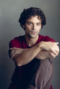 ジェイコブ・フォーチュン・ロイド「映画を見終わった後で、ブライアンのことを愛してほしいと思います」『ブライアン・エプスタイン　世界最高のバンドを育てた男』【インタビュー】