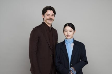 連続テレビ小説「ばけばけ」主演の髙石あかり「言葉が通じないからこそ生まれる夫婦のかわいらしさを大切に」トミー・バストウ「あかりさんに助けられています」夫婦役の2人が込めた思い【インタビュー】