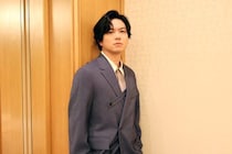 加藤シゲアキ「絶対に調べないで」　ネタバレ厳禁の主演舞台「２時２２分 ゴーストストーリー」に挑む【インタビュー】