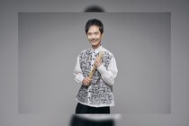 世界的トップドラマー・神保彰 約3年ぶりのソロアルバム『34/45』ジャケット写真、新アーティスト写真を公開