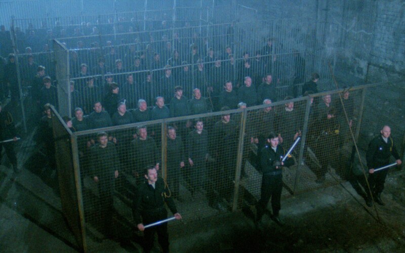 ポーランド暗黒SF 《文明の終焉4部作》『ガガ 英雄たちに栄光あれ』場面者01