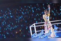 水瀬いのり 3月11日発売LIVE Blu-ray『Inori Minase 10th ANNIVERSARY LIVE TOUR Travel Record』より「Calling Blue(overture)～Turquoise」公開