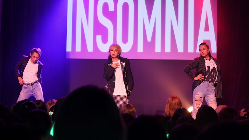 ENVii GABRIELLA Takassyのバースデーライブを開催、配信シングル『私はオバさんになってる』をパフォーマンス