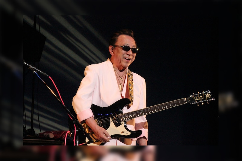 “エレキの神様”寺内タケシ、豪華ギタリスト共演。ノーキー・エドワーズや渡辺香津美との共演作ほか8タイトルがサブスク解禁