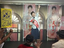 中村美律子 40周年記念曲「人生万歳」を熱唱