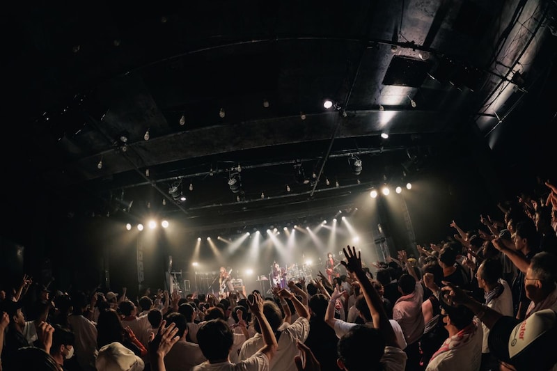 Faulieu. Major 1st TOURファイナルで新曲「movin’on」サプライズ初披露、年末ライブ開催を発表