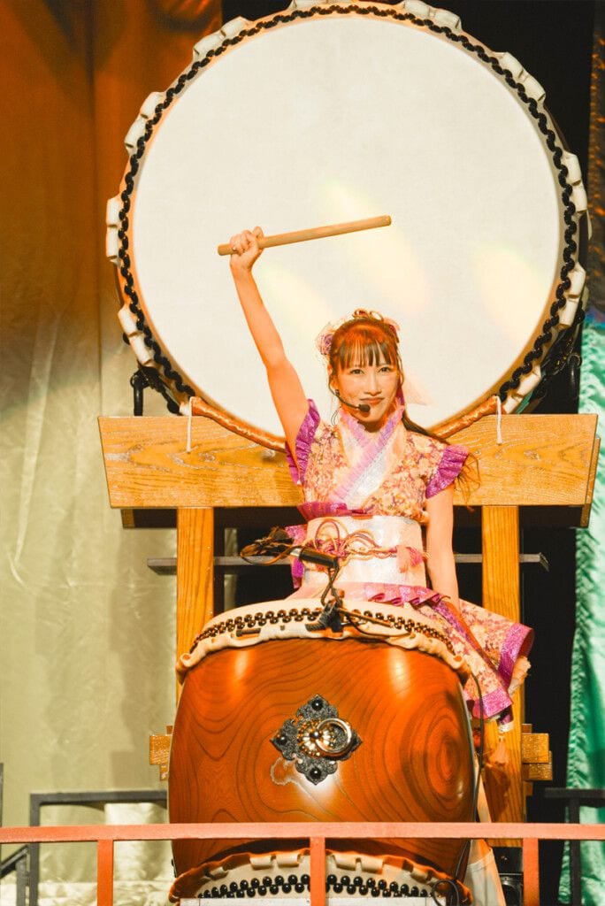 ももクロ高城れにソロコンサート『33 SAMBA to ボンボンDANCE ~まるごとれにちゃん祭り 2026~』第一部ボンボン公演 場面写01