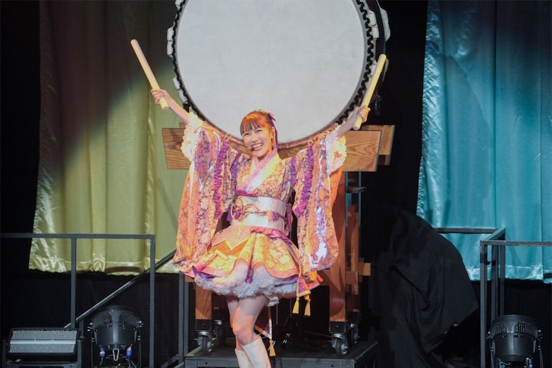 ももクロ高城れにソロコンサート『33 SAMBA to ボンボンDANCE ~まるごとれにちゃん祭り 2026~』第一部ボンボン公演 場面写02