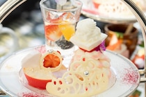 ウェスティンホテル大阪：1人1台のティースタンドで提供　プリンセスがテーマの苺アフタヌーンティー、12月26日より26年2月末まで展開