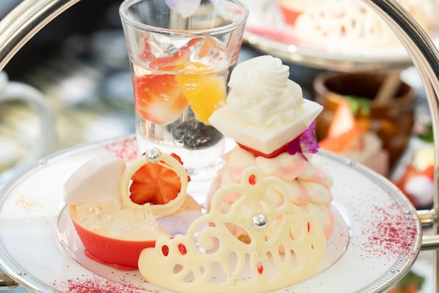 ウェスティンホテル大阪：1人1台のティースタンドで提供　プリンセスがテーマの苺アフタヌーンティー、12月26日より26年2月末まで展開