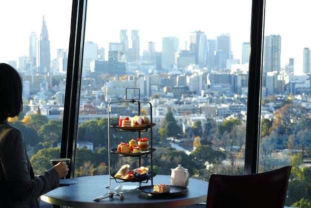 東京・紀尾井町：”最上級食材”ケーキ＆ピエール・エルメ・パリのスイーツ揃う平日限定アフタヌーンティー、3月末まで展開