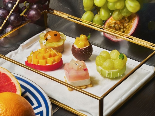 セント レジス ホテル 大阪：果実仕立てのショートケーキやムース揃うアフタヌーンティー、6月1日より3ヵ月展開