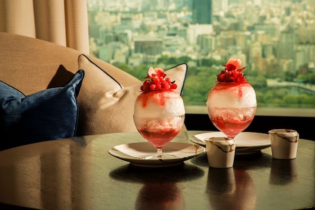 フォーシーズンズホテル東京大手町：ピーチメルパ×かき氷の夏季限定メニュー、7月1日より登場