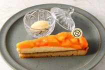 ニュウマン高輪：「TOOTH TOOTH BISTRO＆CAFE」マンゴーを敷き詰めた華やかなタルトなど夏季メニュー2種、7月2日より展開中