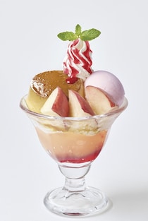 ジョナサン：プリンやパイ、パフェなど揃える　桃が主役の「momo wow!」フェア、7月16日より開催