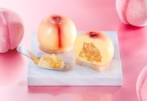 大丸東京店：桃3玉分を使用したロールケーキなど厳選スイーツ20種が集結「桃スイーツセレクション20」7月28日まで開催中