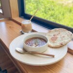 【小竹】絵本とのどかな景色に囲まれていただくランチ。こたけまち絵本館 木のうたの“ナカノさんちの或るカレー”