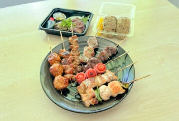 【飯塚】国産肉にこだわり炭火でじっくり焼いた、炭火焼鳥えい吉の焼鳥とたたき