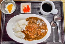 【添田】ロマンとノスタルジー！旧車好きの隠れ家添田町旧車Caféで味わうカレーライスセット