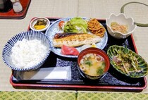 【飯塚】本格和食を気軽に楽しめる新名所！穂波食堂の「穂波定食」
