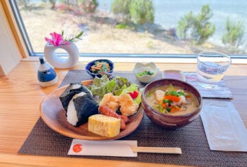 【添田】のどかな山あいにある隠れ家カフェ。「はるカフェ」の自家製米おむすびランチ