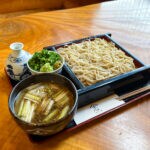 【飯塚】信州石臼挽きそば粉使用、こだわりの手打ちそば。やま志の鴨せいろそば