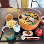 【宮若】季節の移ろいを感じながらいただく山家料理。料亭梅彦の花かご膳