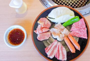 【川崎】牛・豚・鶏にホルモンまで！あれもこれも食べたい欲張りさんに捧ぐ「やきにく弘蘭」のバラエティーセット