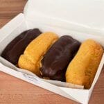 【小竹】懐かしい味を自販機でも！ジャーマンベーカリーのエクレア&シュークリーム