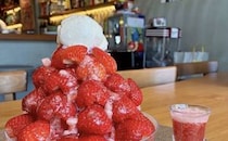 どっさりフルーツ系の高級かき氷、広島で休日限定の氷屋さんが9月末まで営業