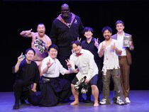 “バスケ界の伝説”シャキール・オニールが六本木のコント劇場に襲来! とにかく明るい安村やウエスPの芸に爆笑「全員アメリカでも通用する!」