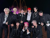 JO1 “超パフォーマンス”生配信実施! 噴水の水が足りない緊急事態も!? 幻想的演出で世界トレンド2位!