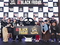 失恋直後のオズワルド伊藤がクリスマスの予定に「よく聞けるな!」人気芸人6組がイオン「ブラックフライデー」を応援